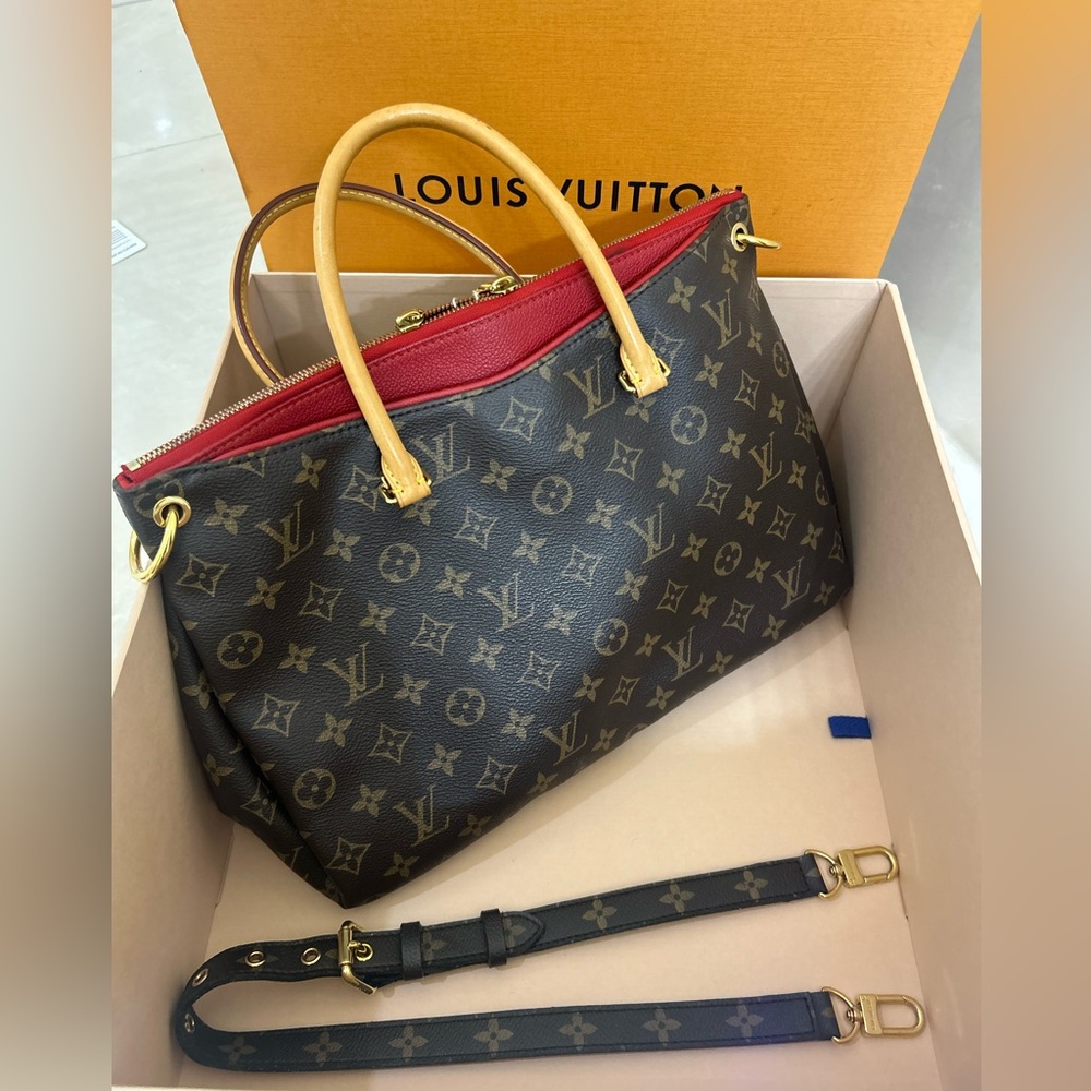 Louis Vuitton Monogram Leather Brown/Red Pallas handbag